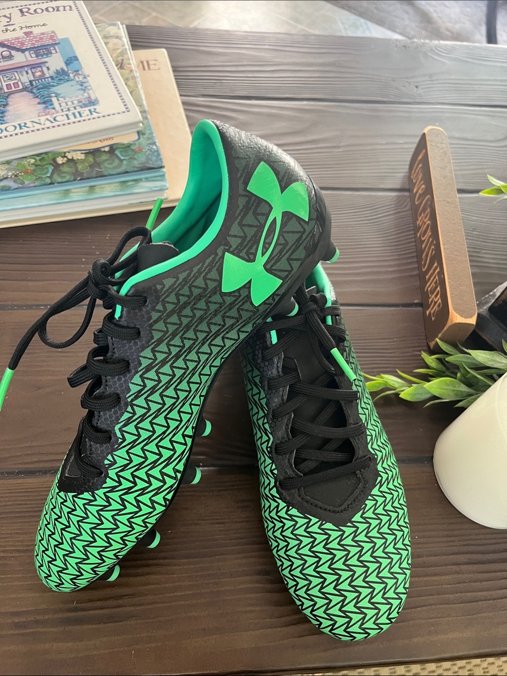 Under Armour Black and Green Soccer Cleats NWOT
